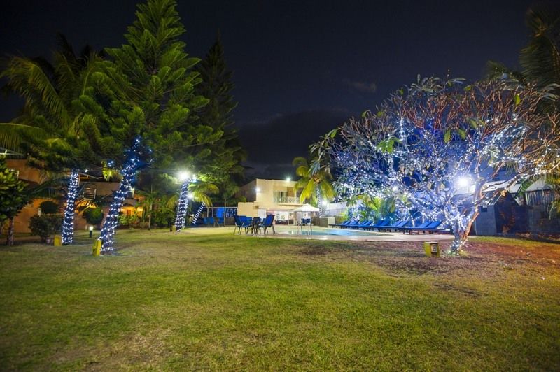 Manisa Hotel Flic en Flac Exterior photo