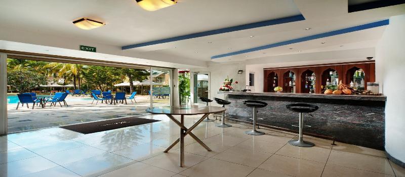 Manisa Hotel Flic en Flac Exterior photo